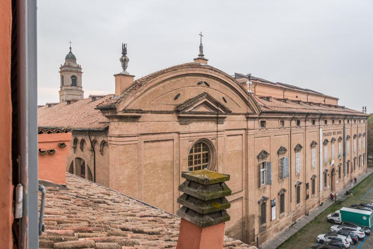 L'Altana Di Emilia Suite Modena Eksteriør billede