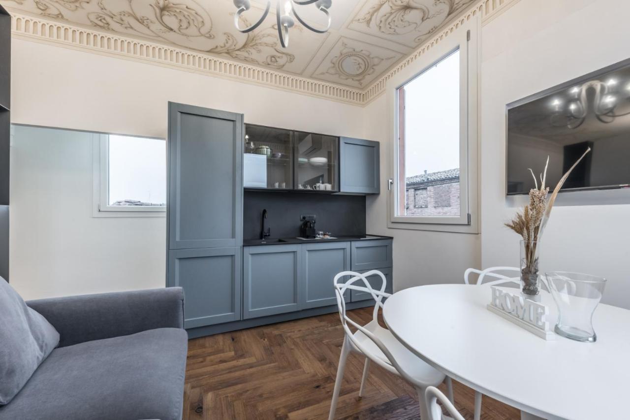 L'Altana Di Emilia Suite Modena Eksteriør billede