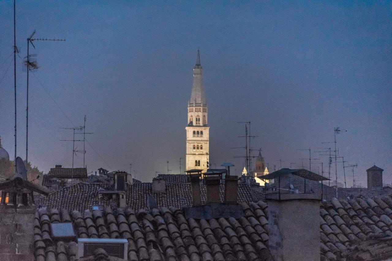 L'Altana Di Emilia Suite Modena Eksteriør billede